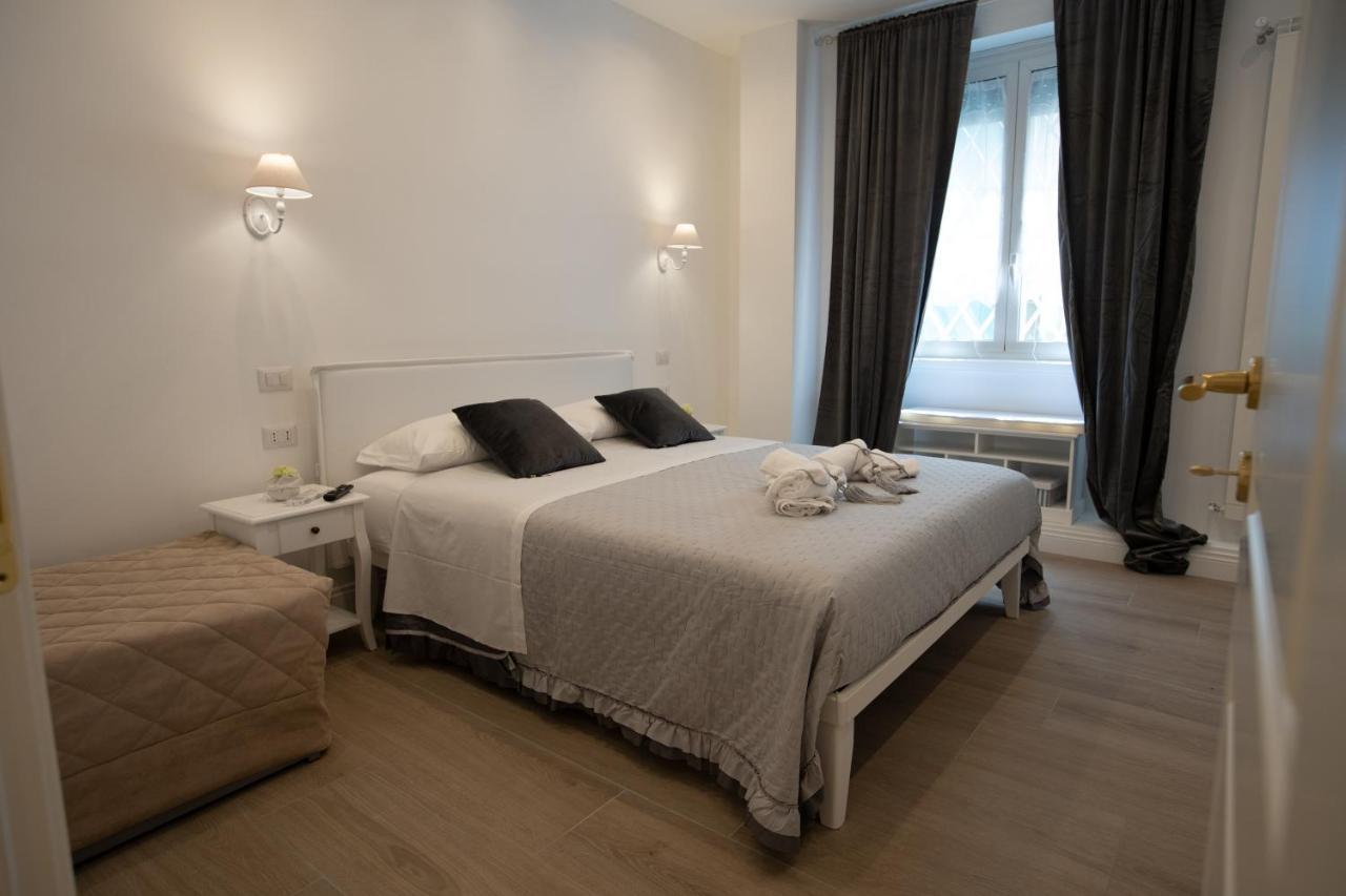 Suite Imperiale Colosseo Рим Екстер'єр фото