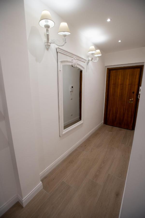 Suite Imperiale Colosseo Рим Екстер'єр фото