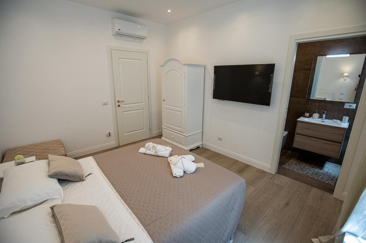 Suite Imperiale Colosseo Рим Екстер'єр фото