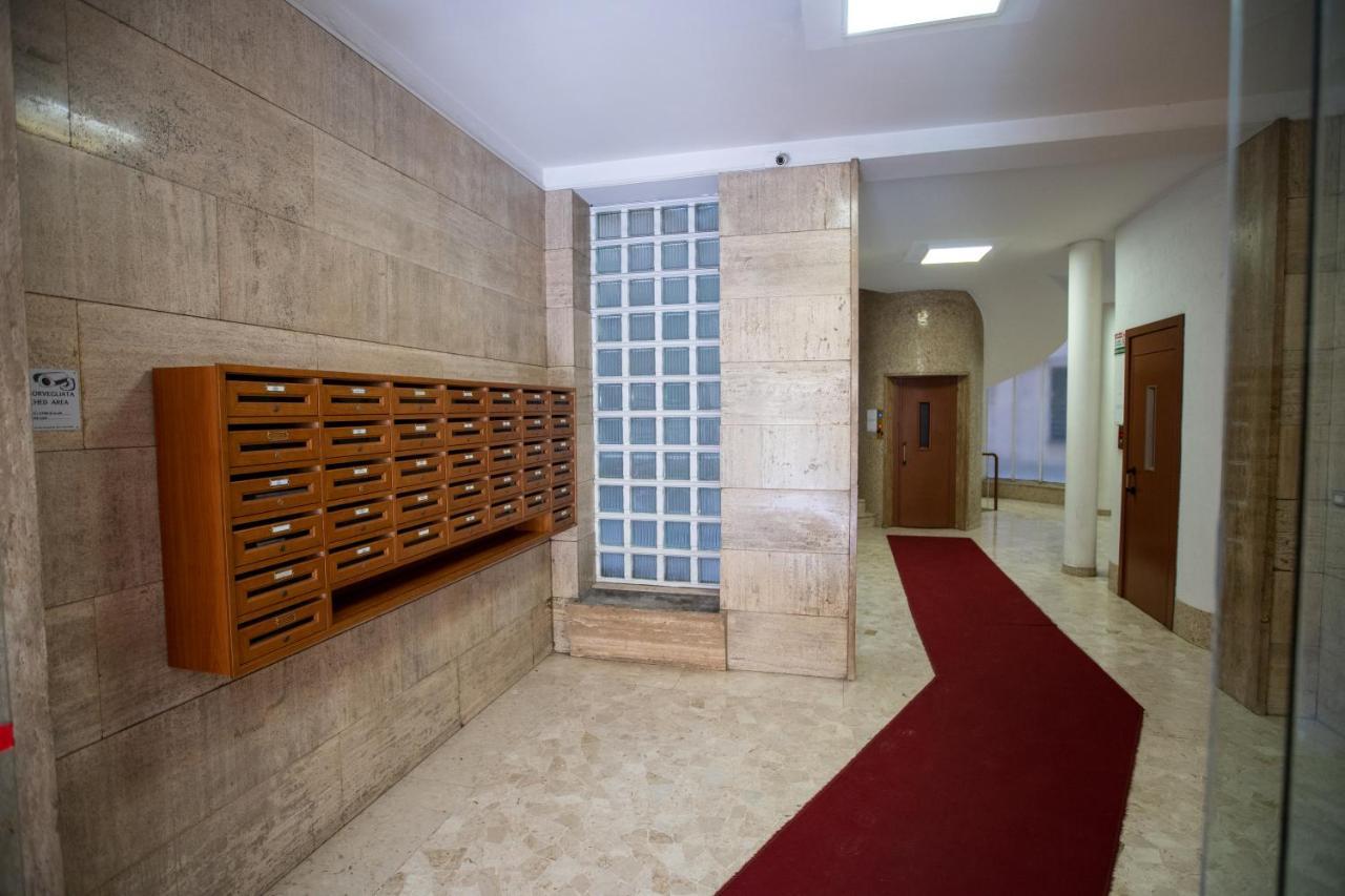 Suite Imperiale Colosseo Рим Екстер'єр фото