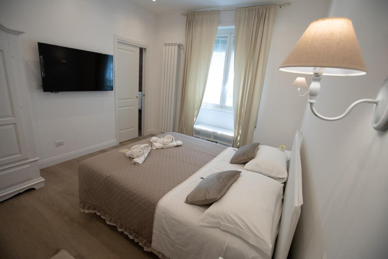 Suite Imperiale Colosseo Рим Екстер'єр фото
