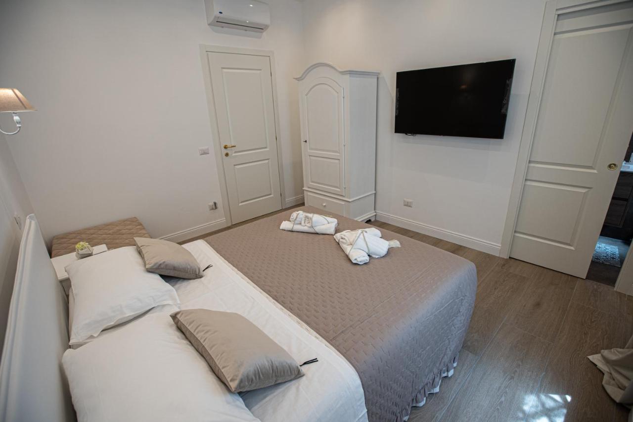 Suite Imperiale Colosseo Рим Екстер'єр фото